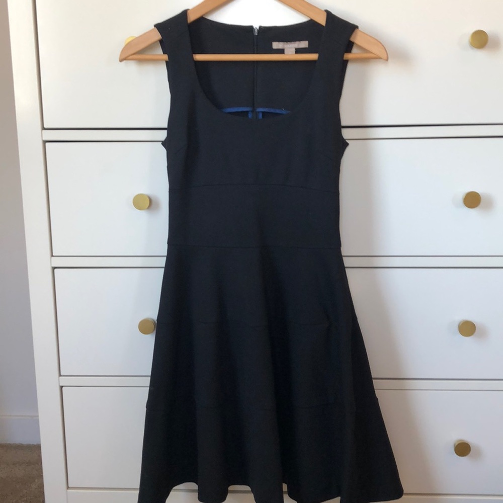Banana Republic Fit and flare